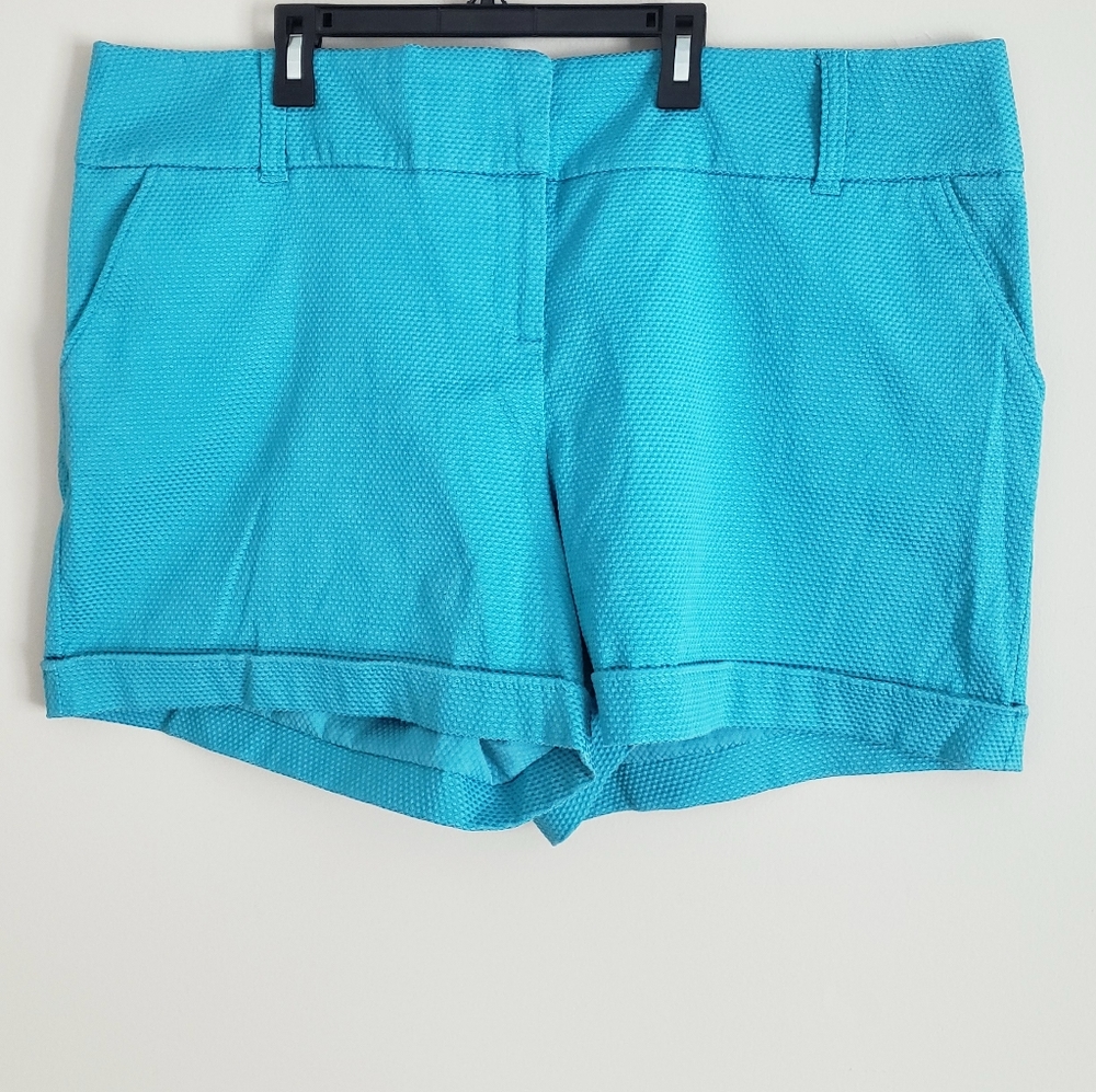 Maurices Stretch shorts size 20